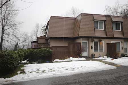 301 Afton Lane #6 Port Moody, BC V3H 3V8