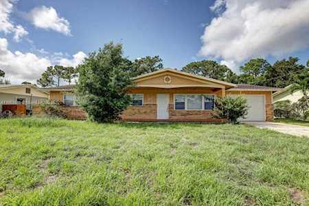 357 SE Calmoso Dr Port St. Lucie, FL 34983