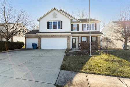 747 Hollow Pear Dr Indianapolis, IN 46217