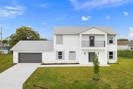 1351 SW Don Court Port Saint Lucie, FL 34953