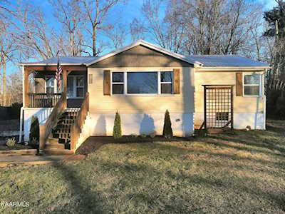 305 Liveoak Ln Knoxville, TN 37920