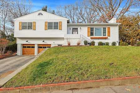 69 Hackensack Rd Boston, MA 02467
