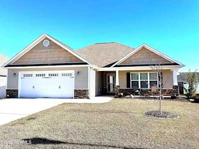244 Merin Height Road Jacksonville, NC 28546