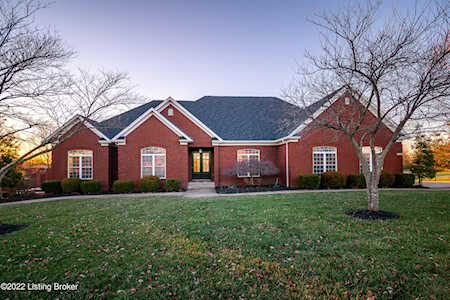 132 Kristen Dr Fisherville, KY 40023