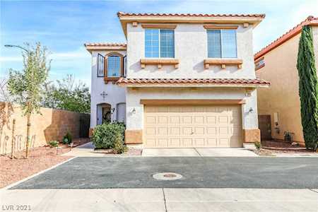 5950 Rampolla Dr Las Vegas, NV 89141