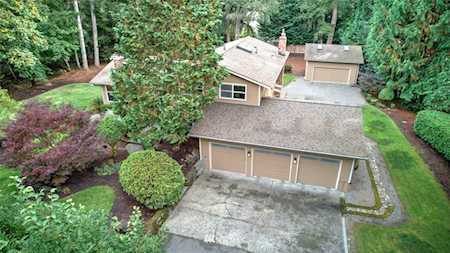 4106 229th Ave SE Sammamish, WA 98075