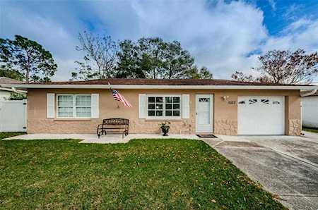 5022 Brookside Ln New Port Richey, FL 34653