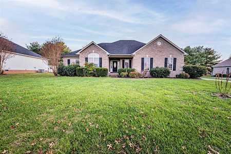 837 Divot Circle Bowling Green, KY 42104