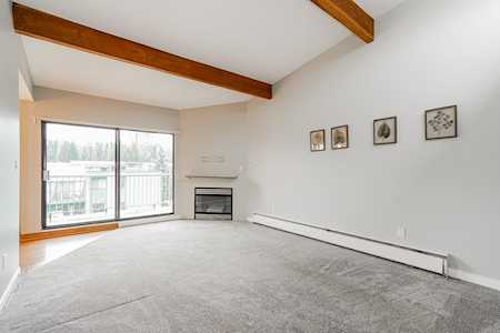 3901 Carrigan Court #312 Burnaby, BC V3N 4K1