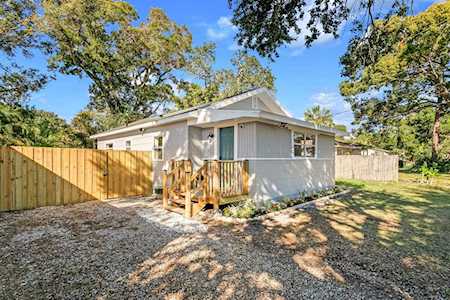 400 Elizabeth Ave Clearwater, FL 33759