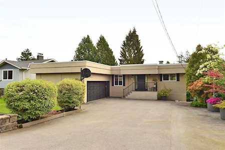 13698 Coldicutt Avenue White Rock, BC V4B 3A9