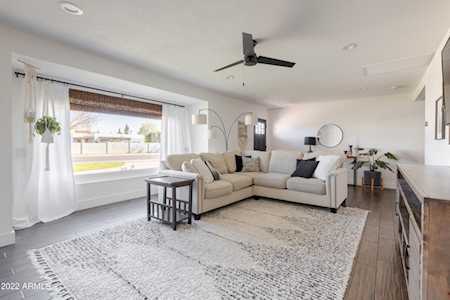 5744 N 12th Street Phoenix, AZ 85014