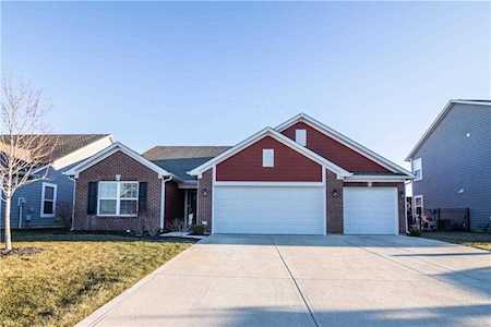 8633 Hemingway Dr Indianapolis, IN 46239