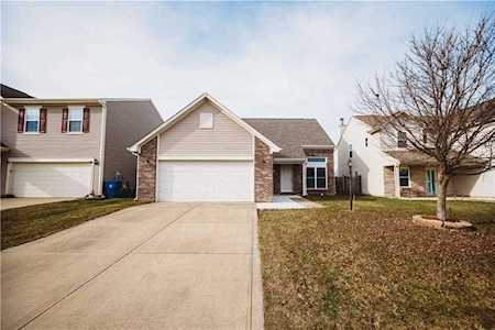 5644 Wild Horse Dr Indianapolis, IN 46239