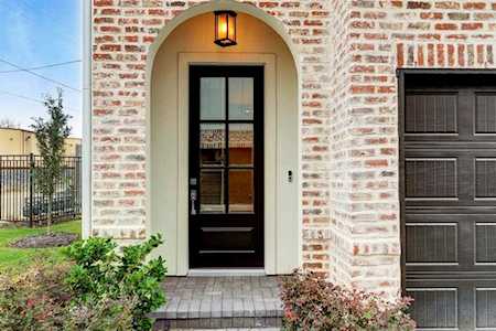 5209 Allen St Houston, TX 77007
