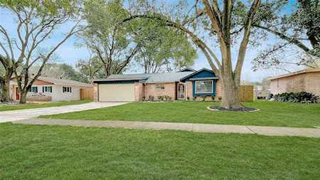 15514 Shanghai St Houston, TX 77040