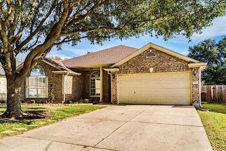 4520 Chesney Ridge DR Austin, TX 78749