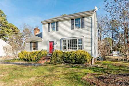 2406 Pleasant Run Dr Henrico, VA 23238