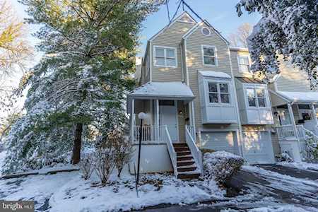 6967 Fairfax Dr Arlington, VA 22213