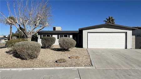 201 Nunca St Las Vegas, NV 89107