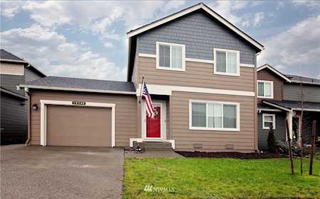 10705 185th St E Puyallup, WA 98374