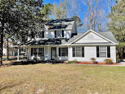 2916 Shadow Ln North Charleston, SC 29406