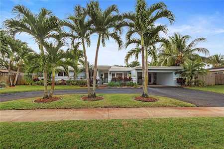 5702 SW 1st Ct Plantation, FL 33317