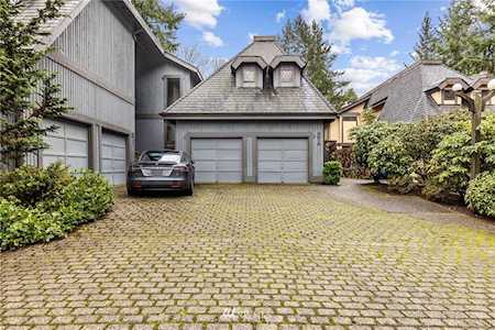 4519 170th Place NE Redmond, WA 98052