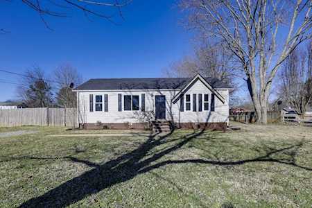 6613 Amanda Way Murfreesboro, TN 37129