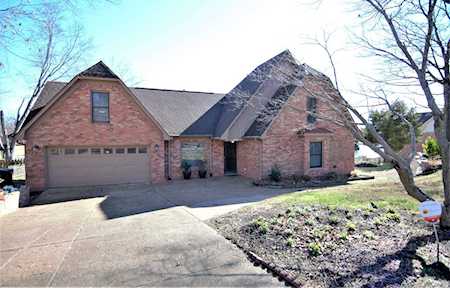 8839 E Carrollwood Ln Memphis, TN 38016