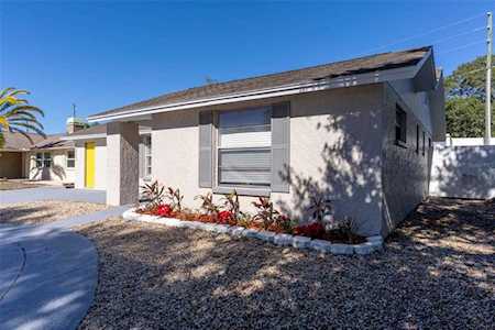 6837 Greenwich Ave New Port Richey, FL 34653
