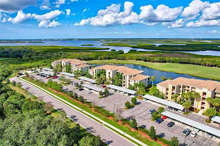 7015 River Hammock Dr #302 Bradenton, FL 34212