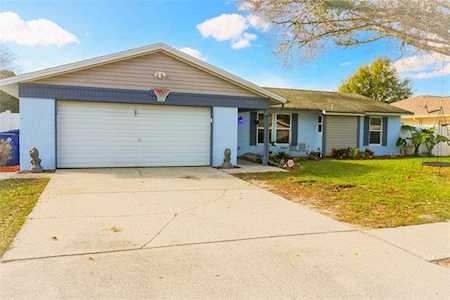 8115 Mockernut Ln Port Richey, FL 34668