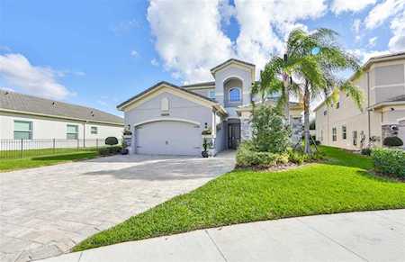 30316 Tristania Ct Wesley Chapel, FL 33543