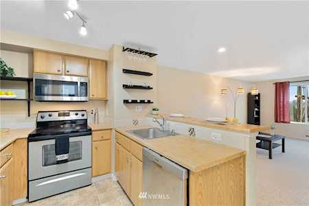 9200 Greenwood Ave N #414 Seattle, WA 98103