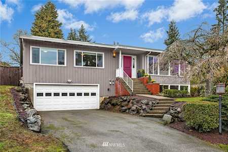 12612 SE 26th Place Bellevue, WA 98005