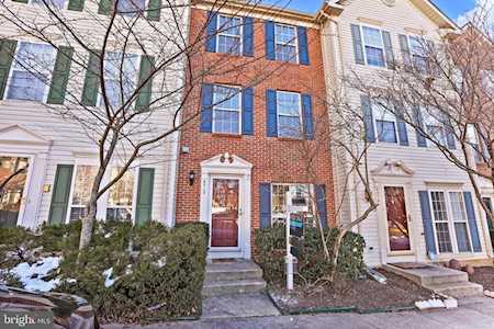 4312 Sutler Hill Square Fairfax, VA 22033