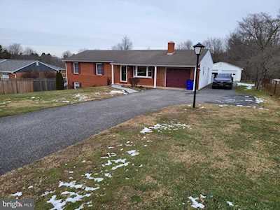 12092 Stansbury Dr Monrovia, MD 21770