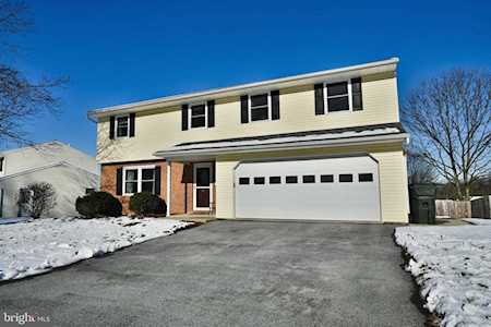 4161 Magnolia Dr Mount Joy, PA 17552