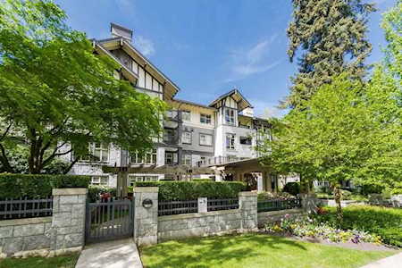 4885 Valley Drive #101 Vancouver, BC V6J 5M7