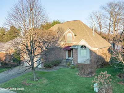513 Willowhurst Pl Louisville, KY 40223