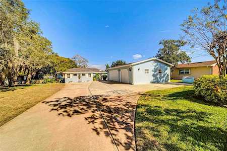 754 Bayshore Dr Tarpon Springs, FL 34689