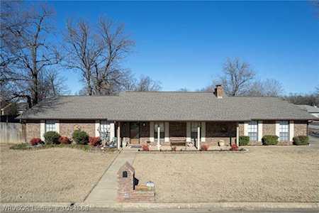 1309 Princeton Dr Fort Smith, AR 72908