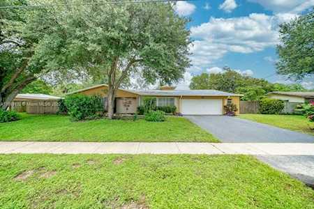 5601 SW 1st St #5601 Plantation, FL 33317