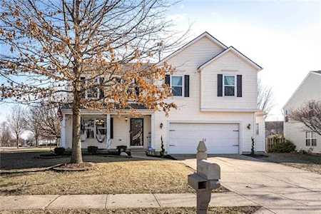18988 Bladed Mills Dr Noblesville, IN 46062