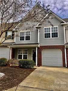 804 Rock Lake Glen Fort Mill, SC 29715