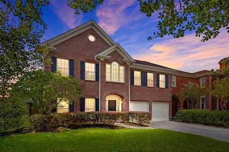 6414 Vanderbilt St West University Place, TX 77005