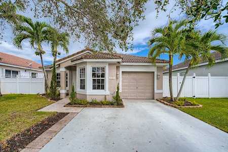 16471 NW 22nd Street St #16471 Pembroke Pines, FL 33028