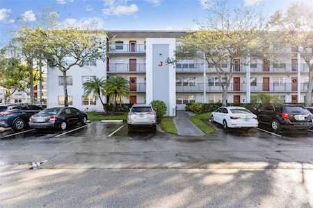 1301 SW 135th Ter #101J Pembroke Pines, FL 33027