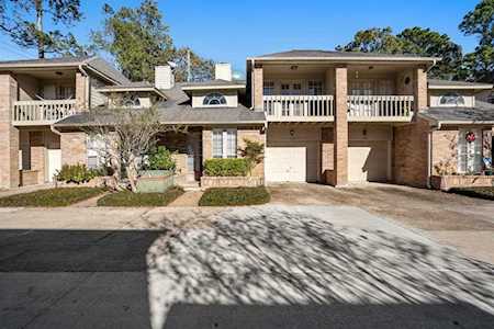 5515 Strack Rd Houston, TX 77069